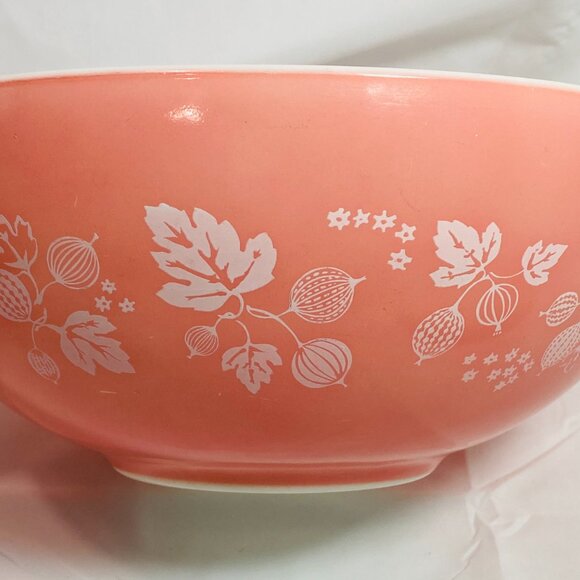 VNTG Pyrex Pink Gooseberry #444 Nesting 4-Quart Bowl 1960's Excellent Condition - Picture 4 of 8